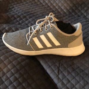 COPY - Adidas cloudfoam tennis shoes